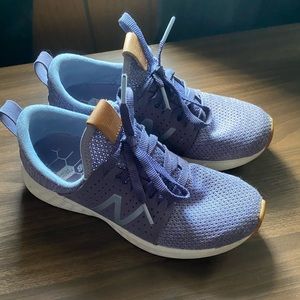 New balance shoes